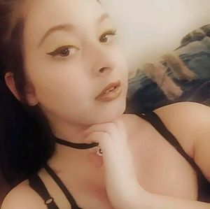 Meet your Posher, Tessa